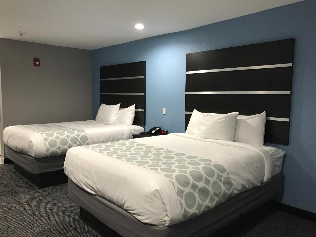 Rodeway Inn South Calhoun Bagian luar foto